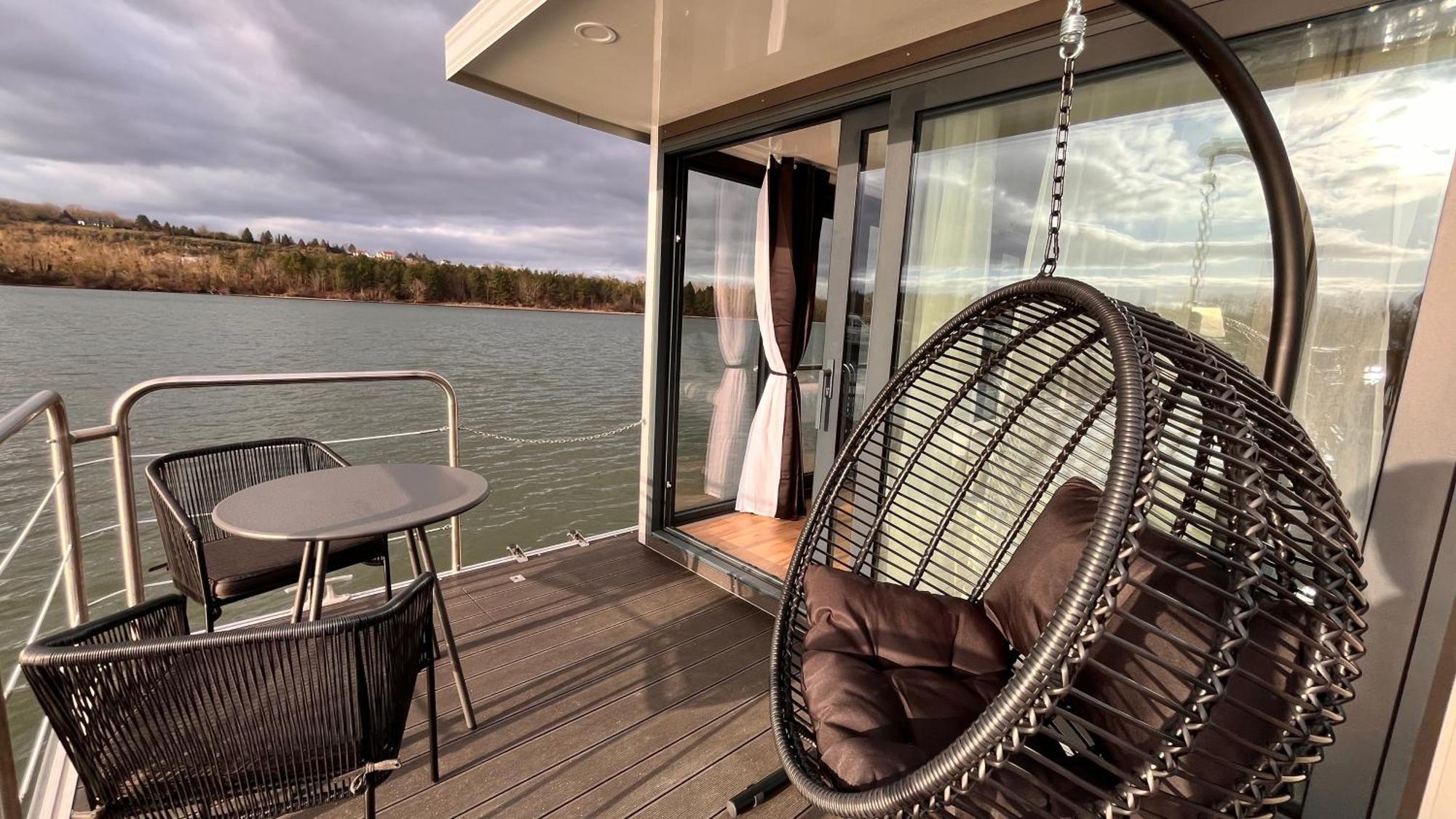 L'Escale Royale Saint-Martin-La-Garenne Port Ilon - Seine - Giverny Экстерьер фото