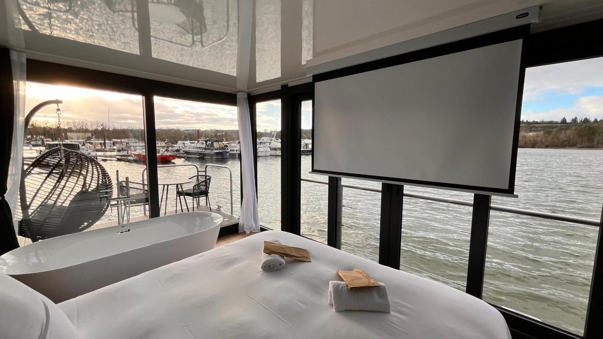 L'Escale Royale Saint-Martin-La-Garenne Port Ilon - Seine - Giverny Экстерьер фото